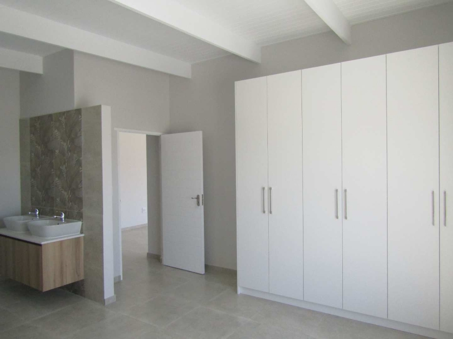 3 Bedroom Property for Sale in Britannia Bay Western Cape
